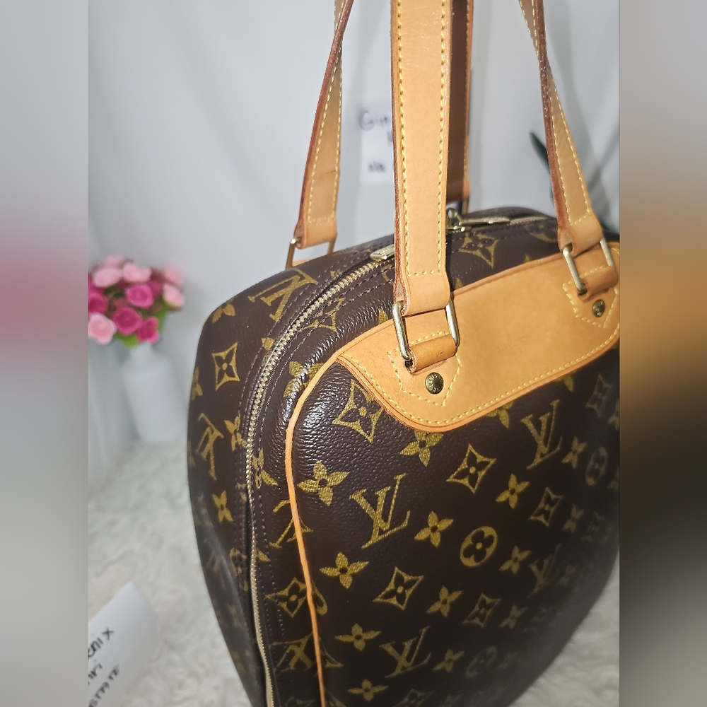 🔥😍 Beautiful Condition😍🔥 Authentic Louis Vuitton Monogram Excursion Bag - Picture 14 of 15